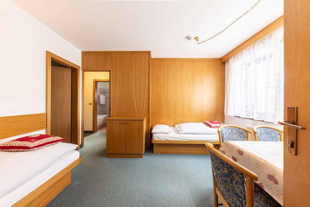 Albergo Arnica Canazei Eksteriør bilde