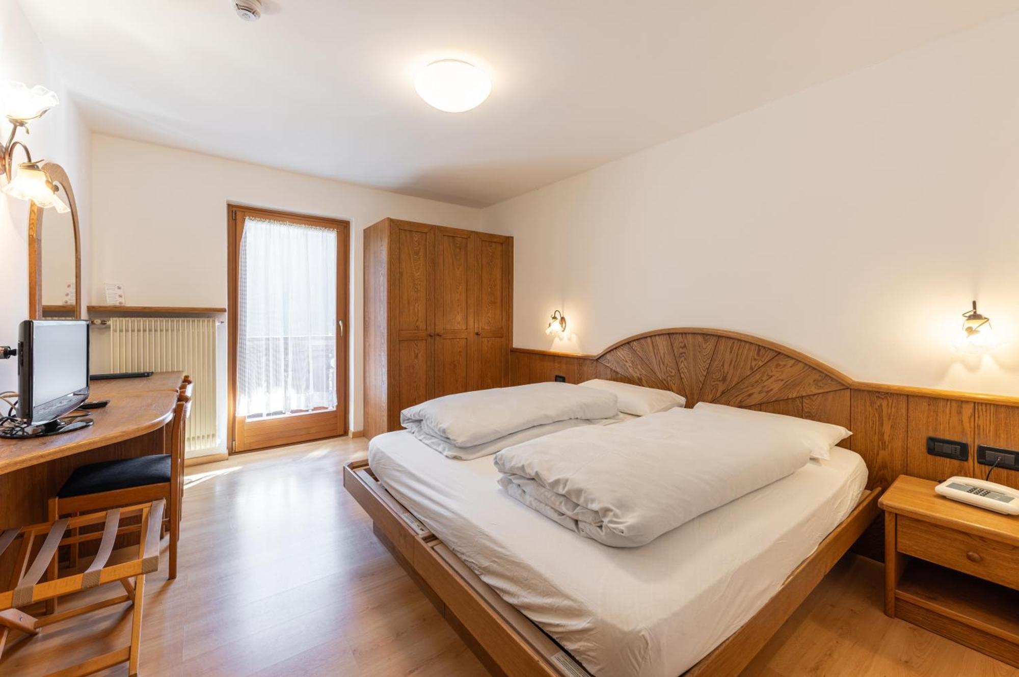 Albergo Arnica Canazei Eksteriør bilde