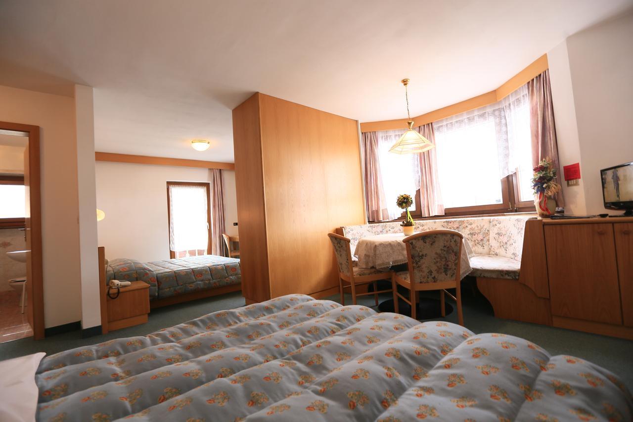Albergo Arnica Canazei Eksteriør bilde